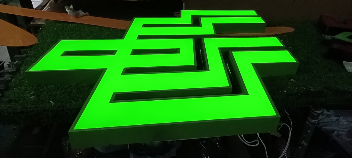 中國(guó)郵政儲(chǔ)蓄銀行門頭招牌工廠案例--【巨匠標(biāo)識(shí)，標(biāo)識(shí)制作廠家】